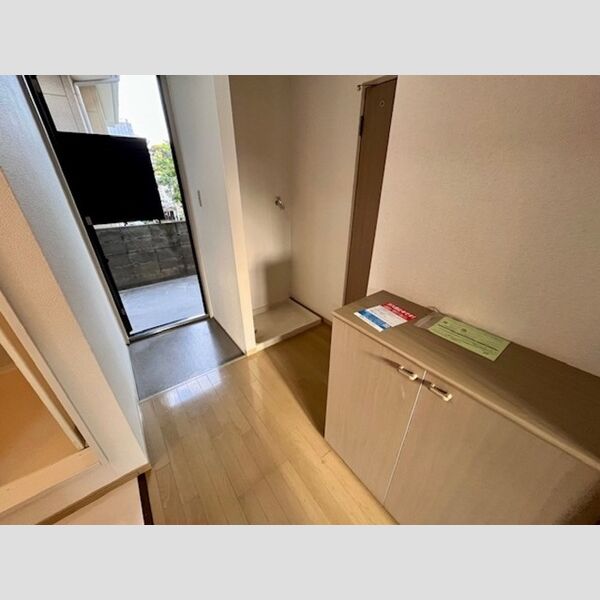 玄関 (101　玄関)