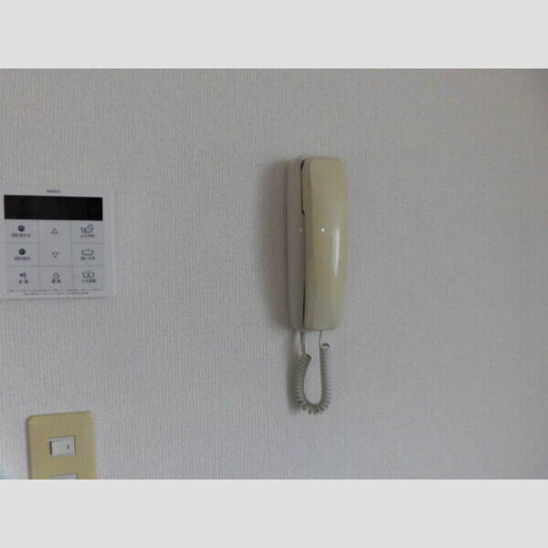 その他設備 (102 インターホン)