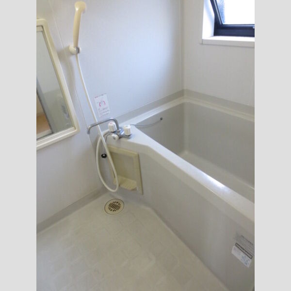 バス (101　浴室)