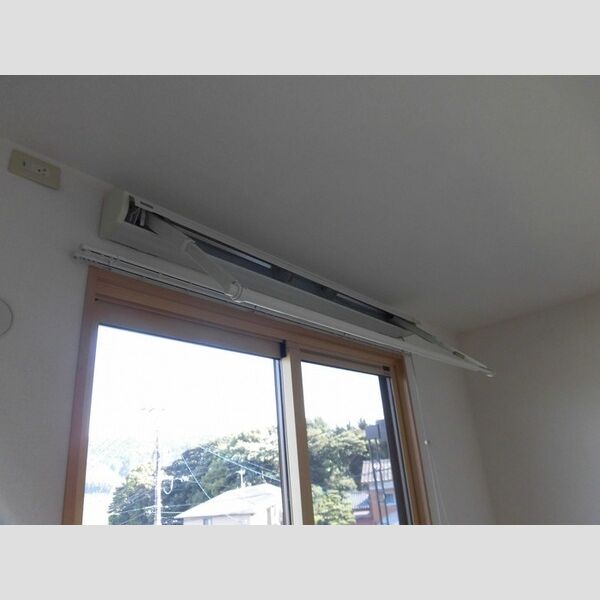 その他 (室内物干し)