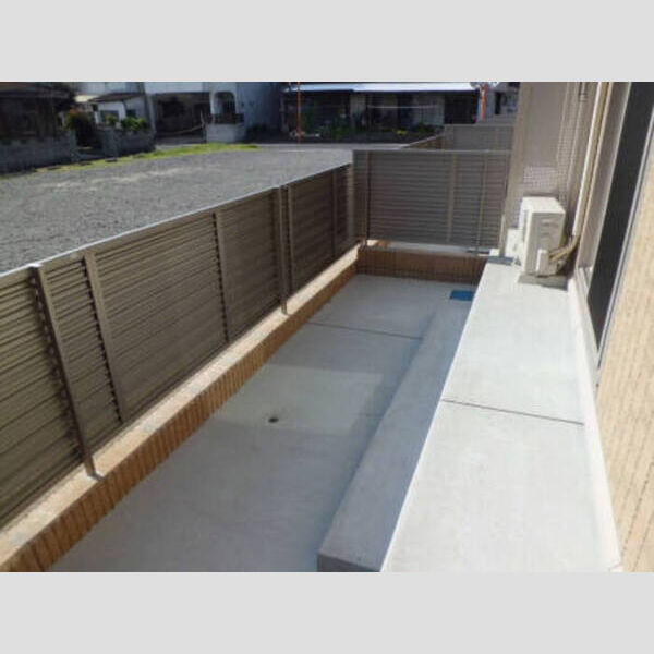 その他 (102　専用庭)