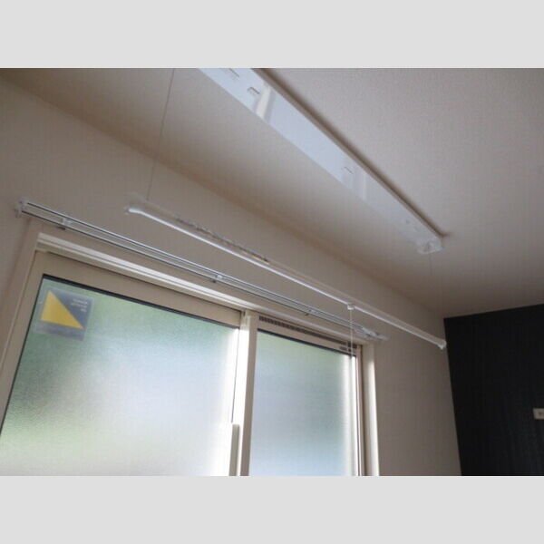 その他 (室内物干し)