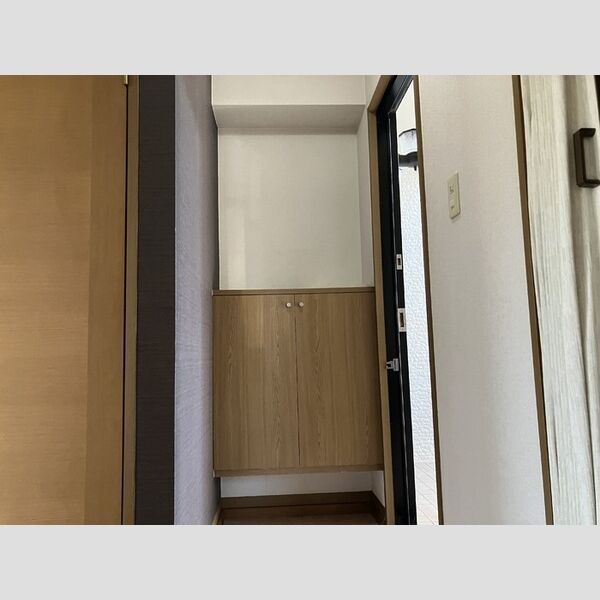 玄関 (玄関(シューズボックス))