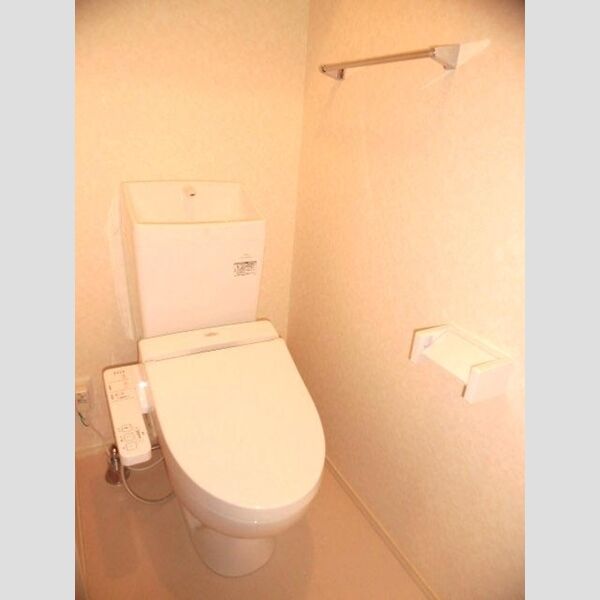 トイレ (温水洗浄暖房便座)