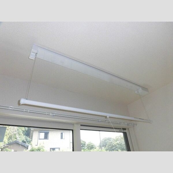 その他 (室内物干し)