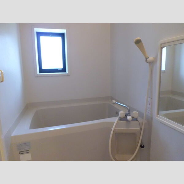 バス (B202　浴室)