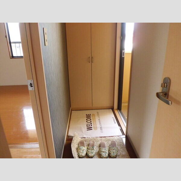 玄関 (C202　玄関)