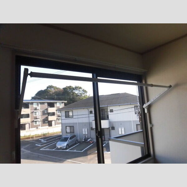 その他設備 (室内物干し)