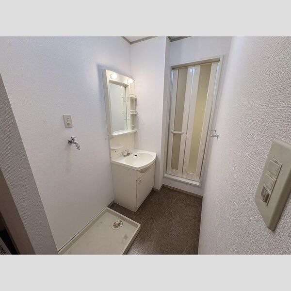 洗面所 (洗面台)