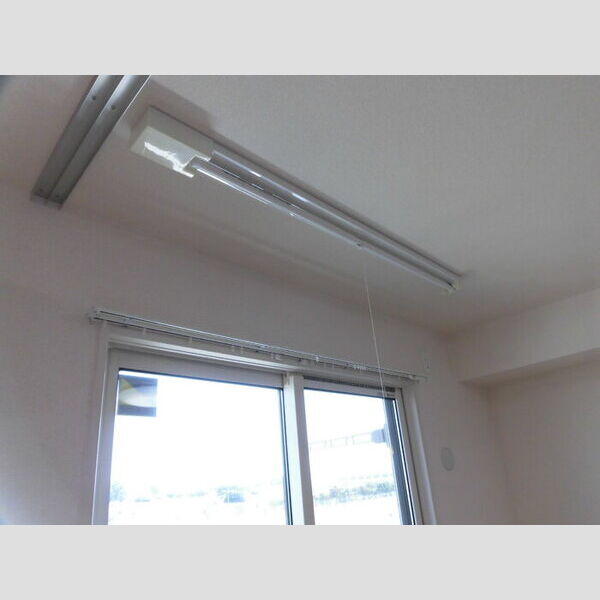 その他 (室内物干)