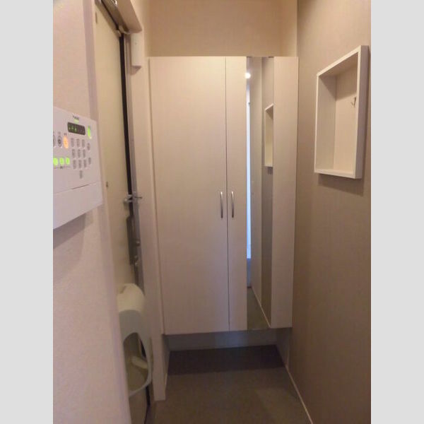 玄関 (玄関)