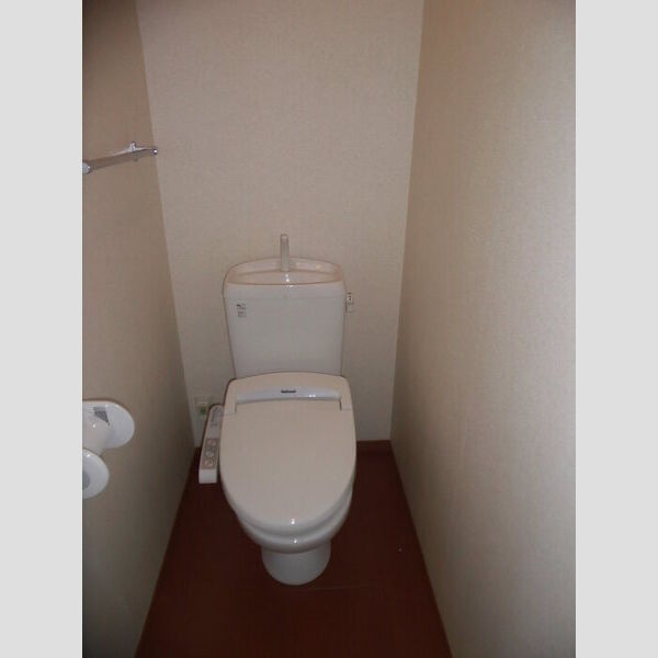 トイレ (トイレ)