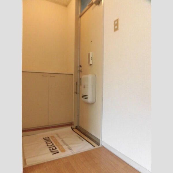 玄関 (B102　玄関)