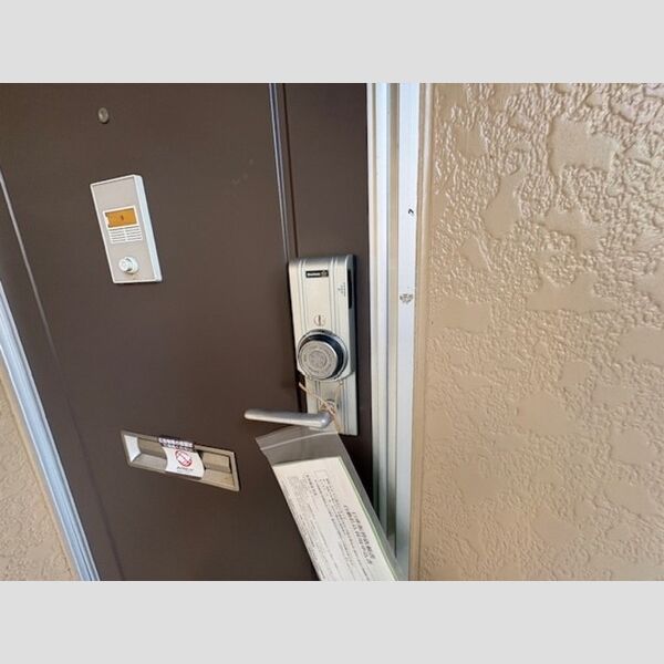 玄関 (カードキー)