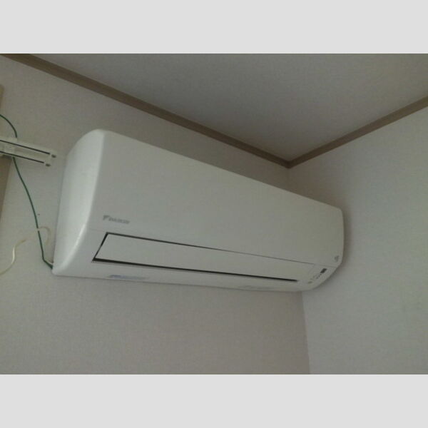 その他設備 (エアコン)