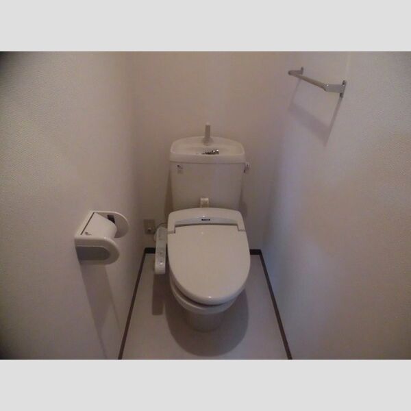 トイレ (温水洗浄暖房便座)