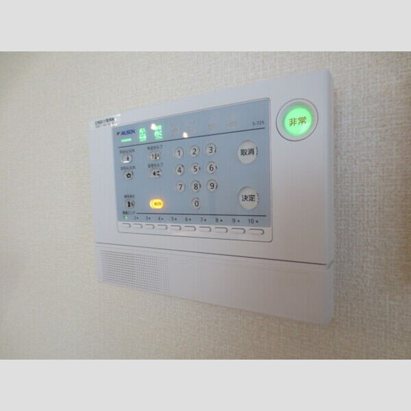 その他設備 (セキュリティー)