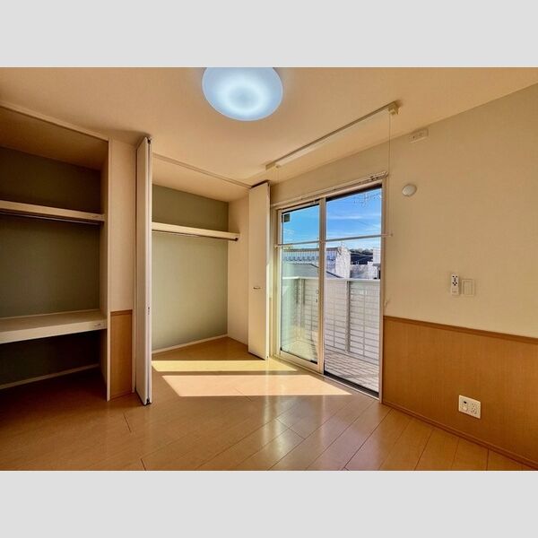 その他 (洋室①)