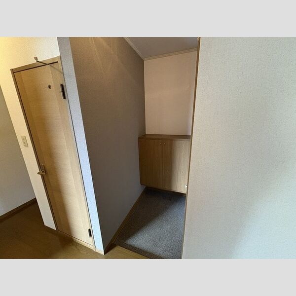 玄関 (玄関)