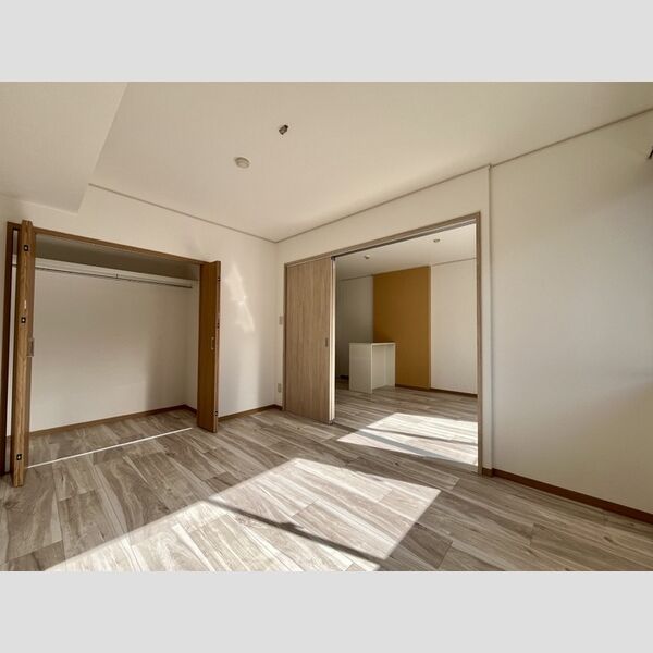 その他 (洋室①)