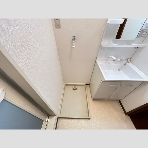 その他 (101 室内洗濯機置場)