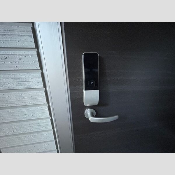 玄関 (カードキー)