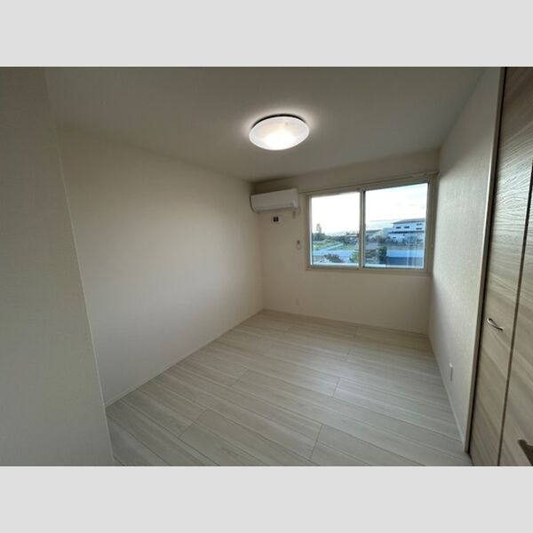 居室・リビング (洋室)