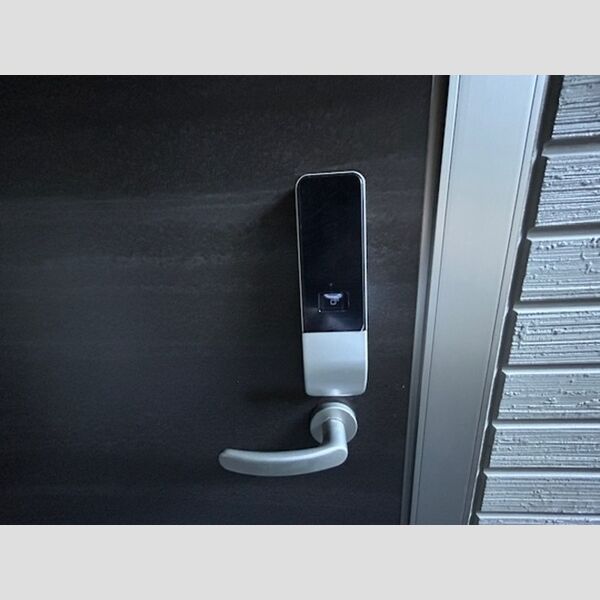 玄関 (カードキー)