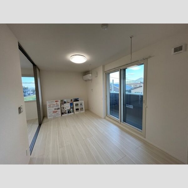 居室・リビング (LDK～洋室)