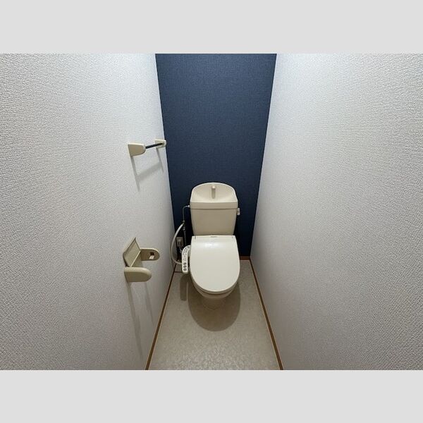 トイレ (温水洗浄暖房便座)