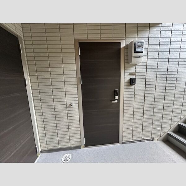 玄関 (玄関)