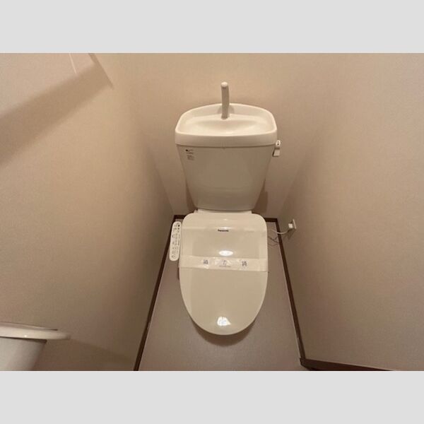 トイレ (温水洗浄暖房便座)