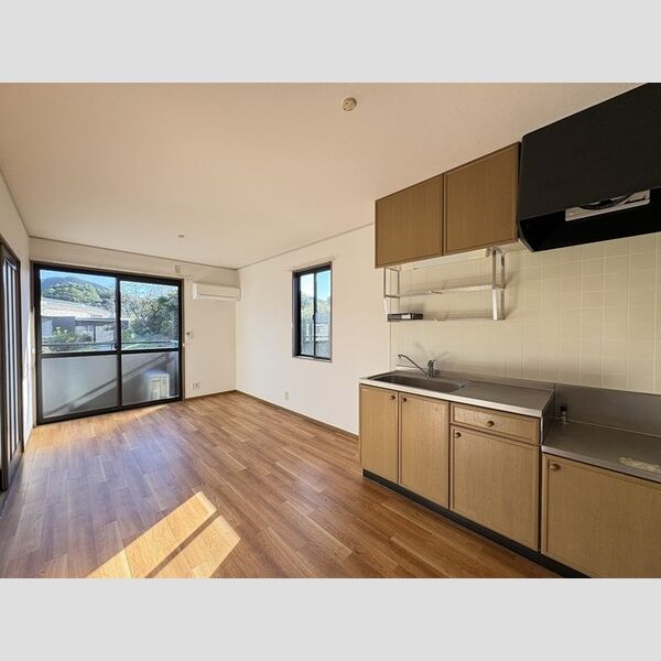 居室・リビング (DK)