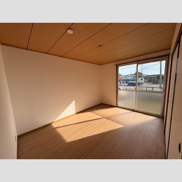 その他 (部屋③)