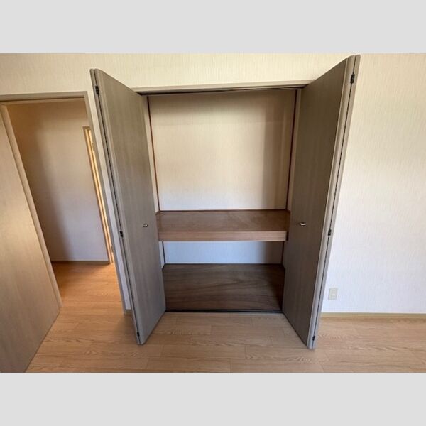 収納 (物入)