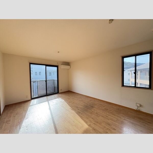 居室・リビング (リビング)