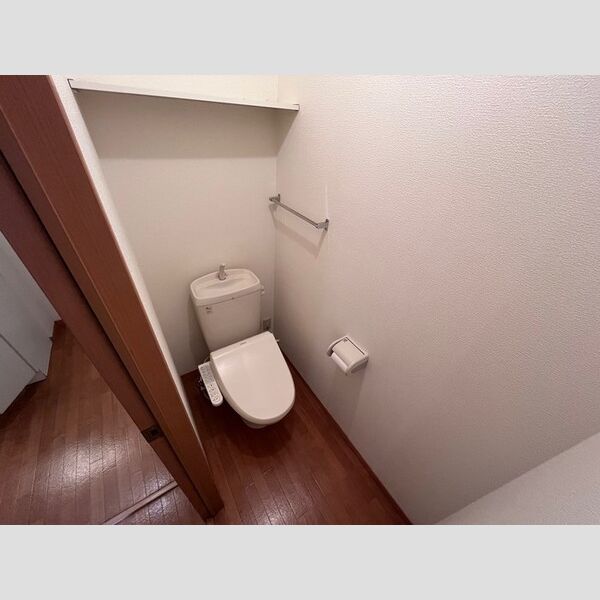 トイレ (温水洗浄暖房便座)