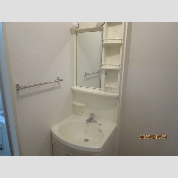 洗面所 (独立洗面台)