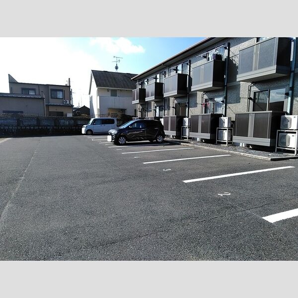 駐車場 (駐車場)