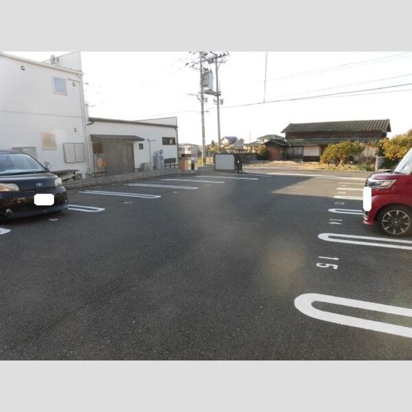 駐車場 (駐車場)
