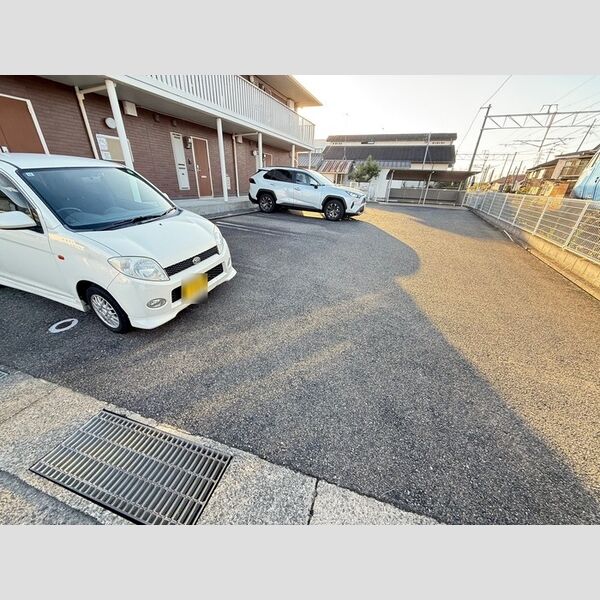 駐車場 (駐車場)