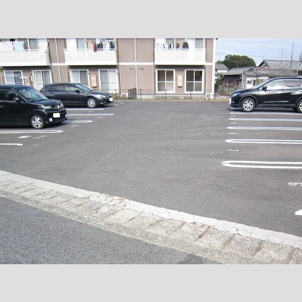 駐車場 (駐車場)