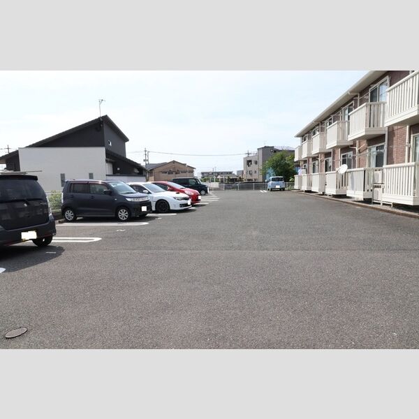 駐車場 (駐車場)