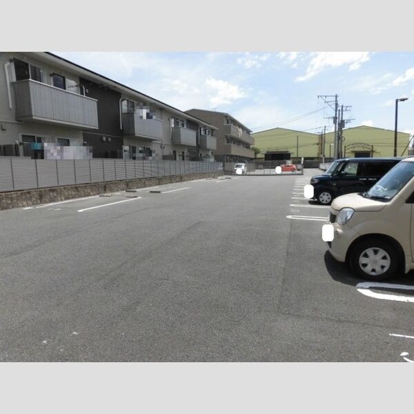 駐車場 (駐車場)