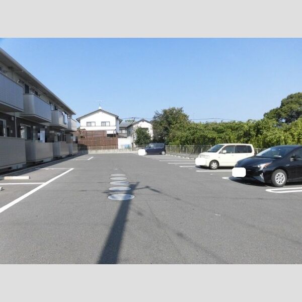 駐車場 (駐車場)