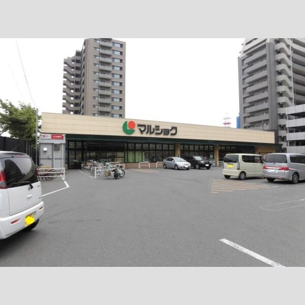現地周辺 (マルショク舞鶴店まで752m)