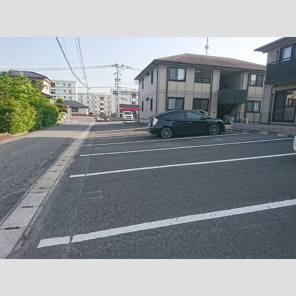 駐車場 (駐車場)