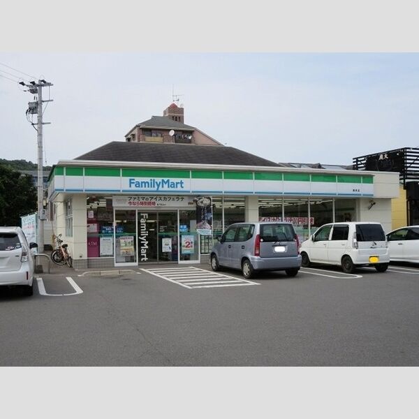 現地周辺 (ファミリーマート賀来店まで359m)