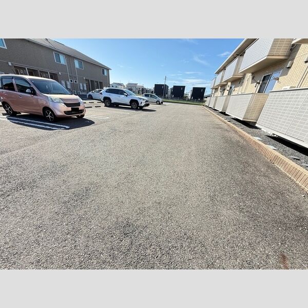 駐車場 (駐車場)