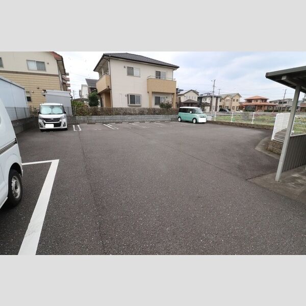 駐車場 (駐車場)